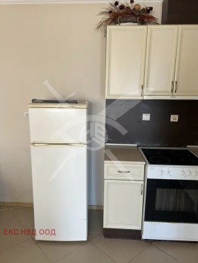2-стаен град Пловдив, Тракия 6