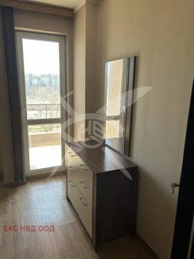 2-стаен град Пловдив, Тракия 9