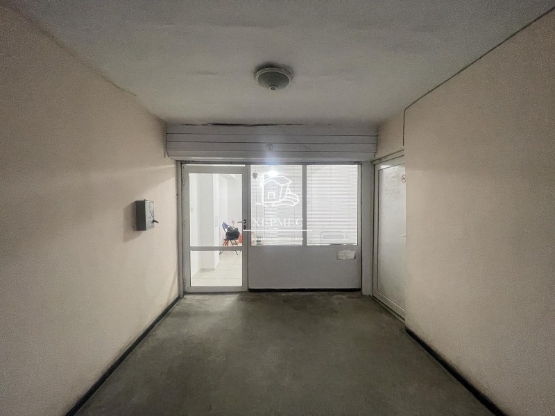 For Sale  Office Burgas , Vazrazhdane , 20 sq.m | 85331651 - image [9]