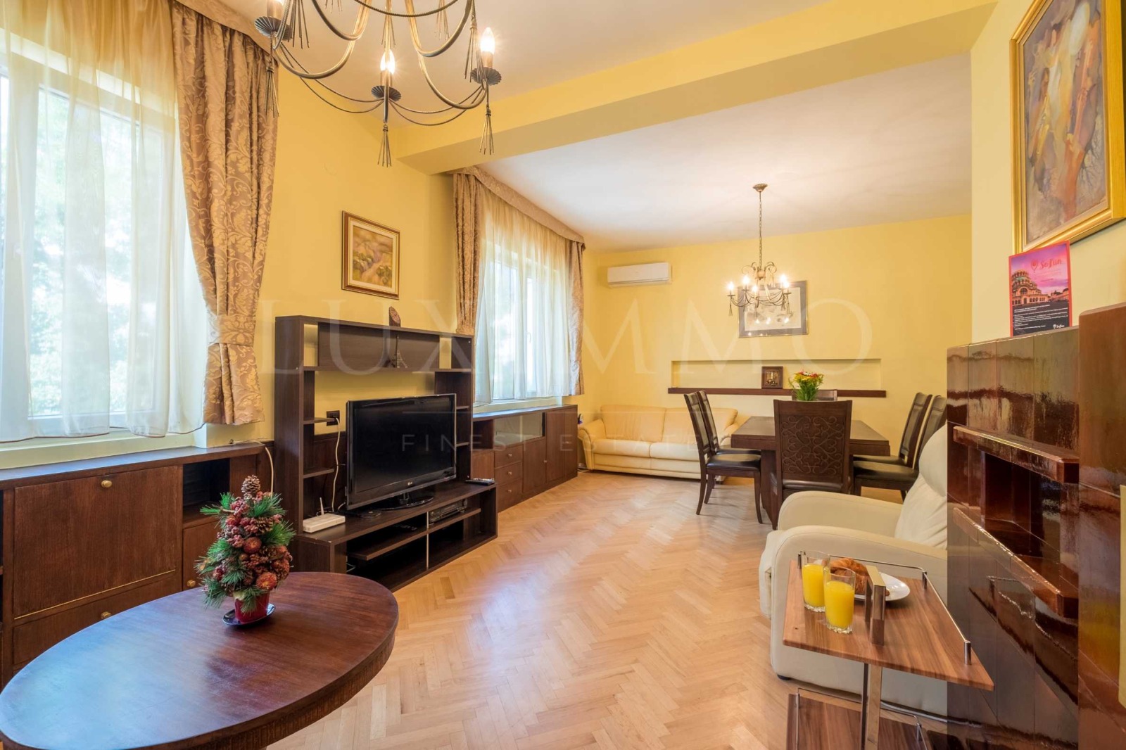 Продава 3-СТАЕН, гр. София, Център, снимка 2 - Апартаменти - 52007145