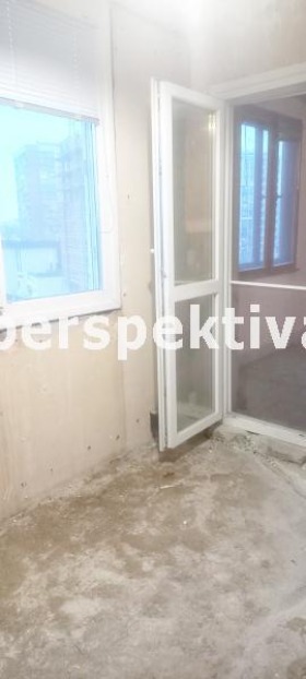 Продава 2-СТАЕН, гр. Пловдив, Кючук Париж, снимка 5 - Aпартаменти - 49180257