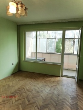2-стаен град Варна, Възраждане 2