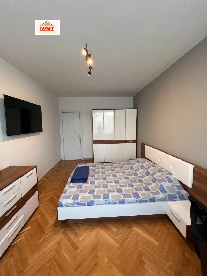 Satılık  2 yatak odası Pleven , Şirok centar , 70 metrekare | 21781117