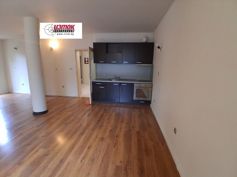 À venda  2 quartos Sofia , Poduiane , 124 m² | 28086957 - imagem [6]