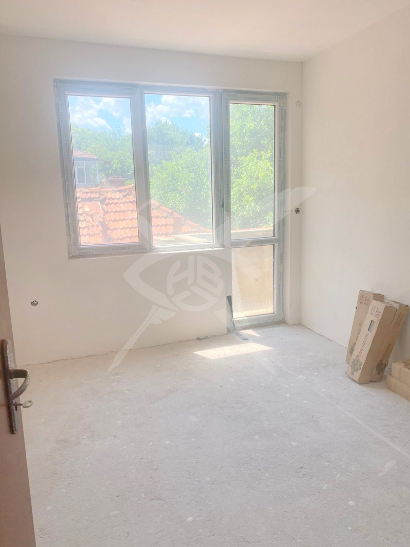 Te koop  2 slaapkamers Plovdiv , Kjutsjuk Parizj , 82 m² | 97506689 - afbeelding [2]