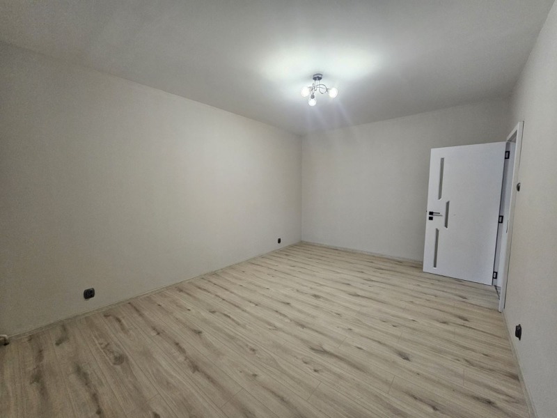 Продава 3-СТАЕН, гр. София, Люлин 8, снимка 5 - Апартаменти - 52692583