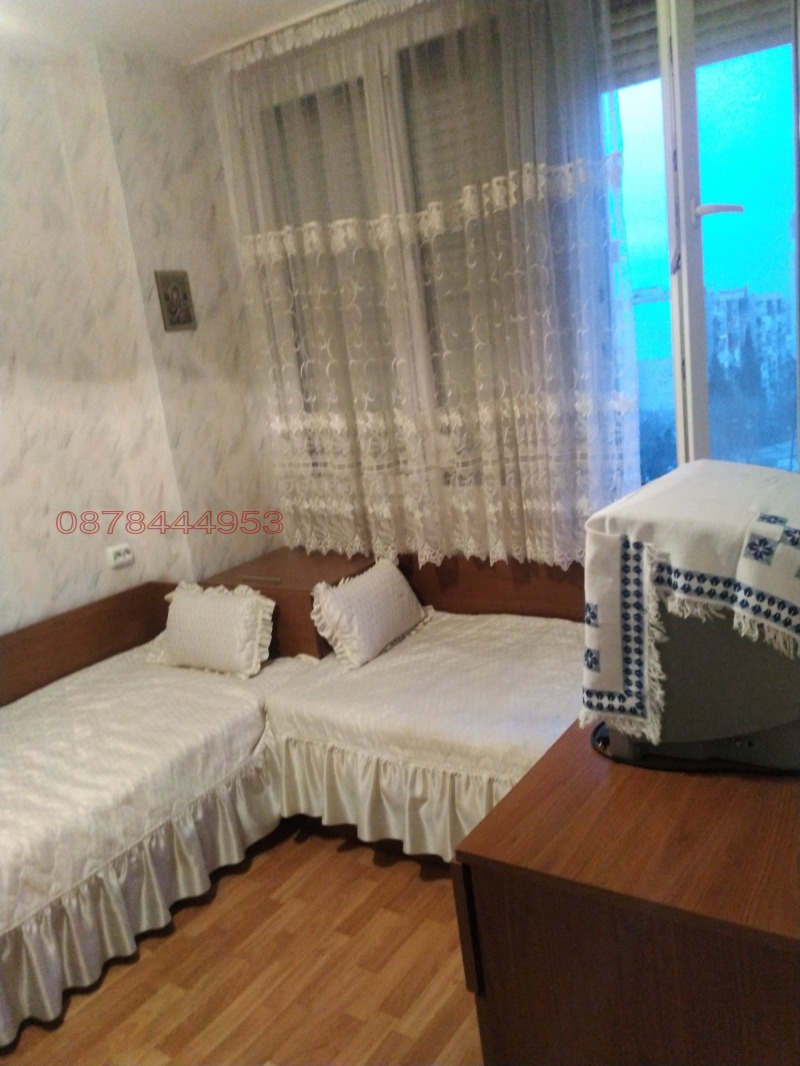 Продава 4-СТАЕН, гр. Шумен, Военно училище, снимка 3 - Апартаменти - 52778867