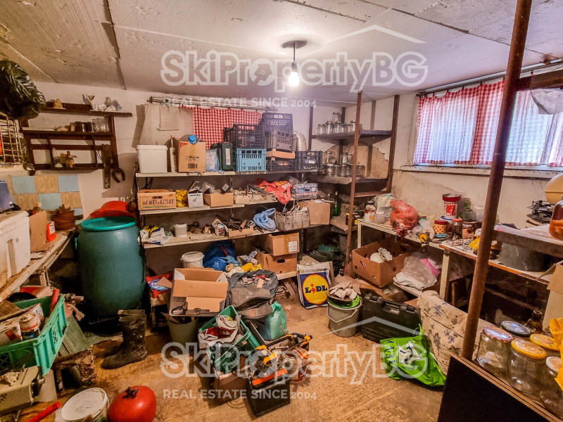 Продава ЕТАЖ ОТ КЪЩА, гр. Самоков, област София област, снимка 14 - Етаж от къща - 52567325