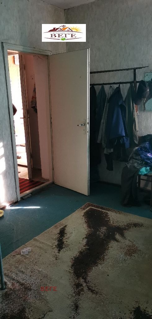 Продава КЪЩА, с. Бяло поле, област Стара Загора, снимка 15 - Къщи - 52467601