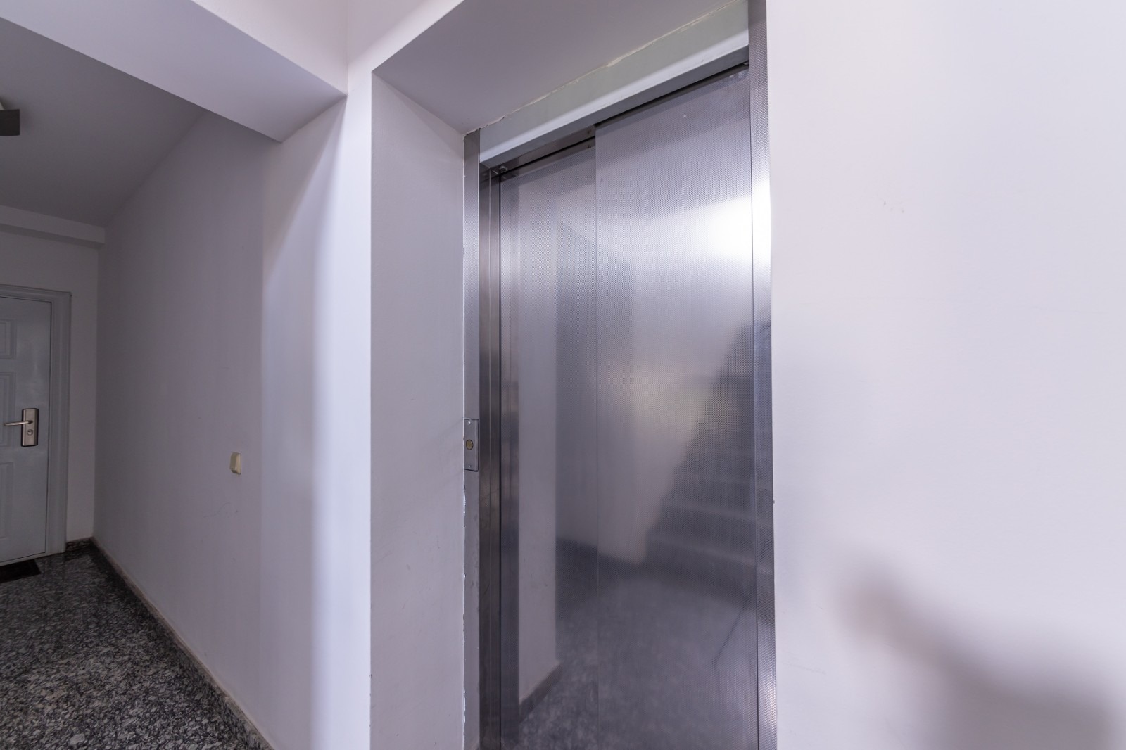 Продава 3-СТАЕН, гр. Варна, к.к. Св.Св. Константин и Елена, снимка 11 - Апартаменти - 54444630