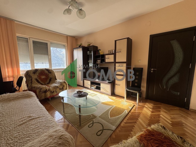 Продава 3-СТАЕН, град Шумен, Военно училище • 171000 € / 334446.93 лв. • 19976484 1