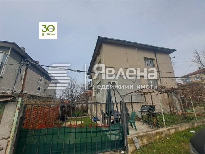 Продава ЕТАЖ ОТ КЪЩА, гр. Аксаково, област Варна, снимка 9 - Етаж от къща - 55795089