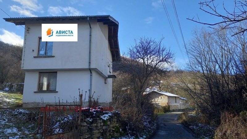 Продава КЪЩА, гр. Годеч, област София област, снимка 3 - Къщи - 52639067