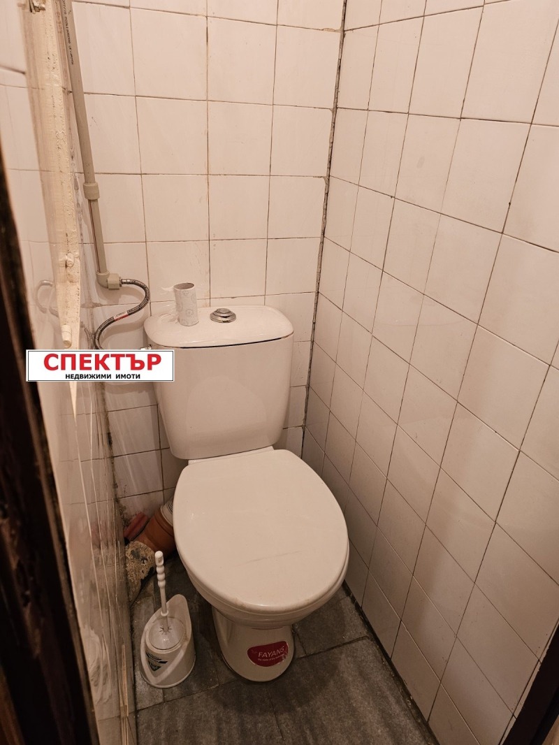 Продава  3-стаен град Перник , Проучване , 91 кв.м | 21685818 - изображение [10]