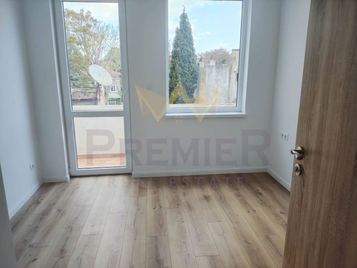 Продава 4-СТАЕН, гр. Варна, Център, снимка 4 - Апартаменти - 55536870