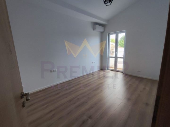 Продава 4-СТАЕН, гр. Варна, Център, снимка 3 - Апартаменти - 55536870