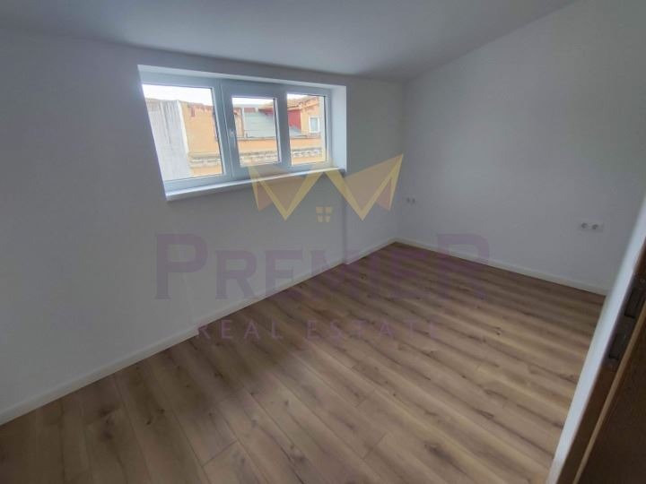 Продава 4-СТАЕН, гр. Варна, Център, снимка 6 - Апартаменти - 55536870