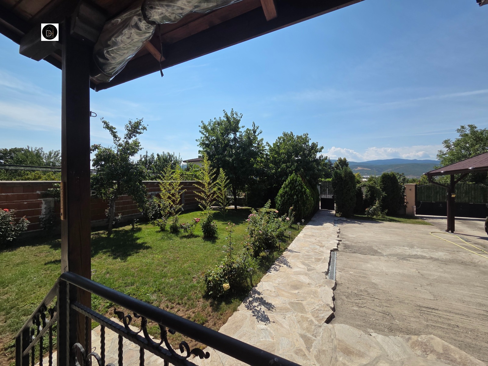 Продава КЪЩА, гр. Пловдив, Коматево, снимка 2 - Къщи - 55739576