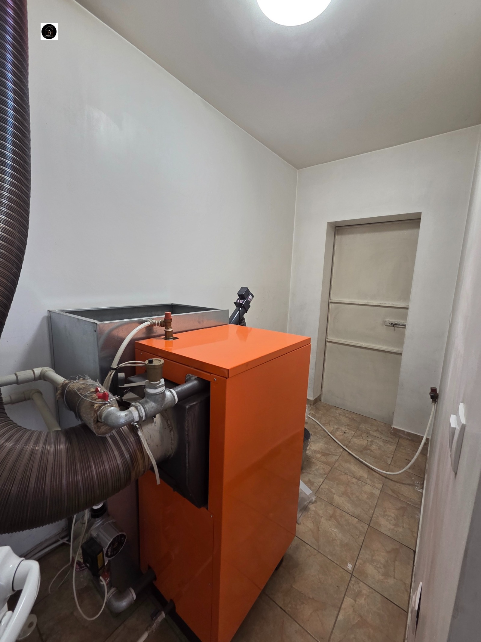 Продава КЪЩА, гр. Пловдив, Коматево, снимка 13 - Къщи - 55739576