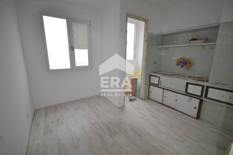 Продава 2-СТАЕН, гр. Хасково, Орфей, снимка 2 - Апартаменти - 52607068