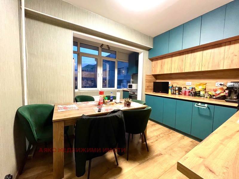 À venda  2 quartos Sofia , Mladost 2 , 91 m² | 15601318 - imagem [2]