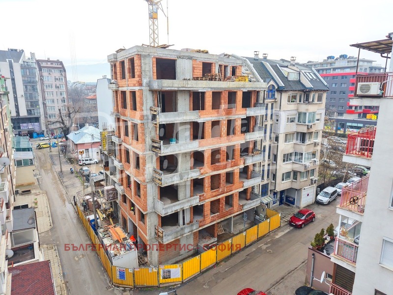 Продава 3-СТАЕН, гр. София, Оборище, снимка 2 - Апартаменти - 53423650