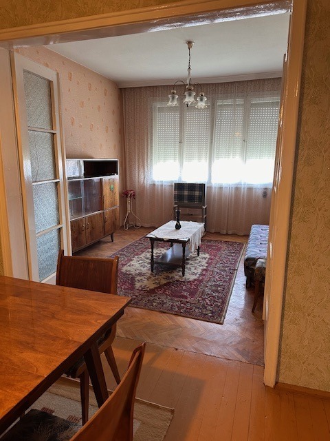 Продава ЕТАЖ ОТ КЪЩА, гр. Велико Търново, Център, снимка 2 - Етаж от къща - 53997438