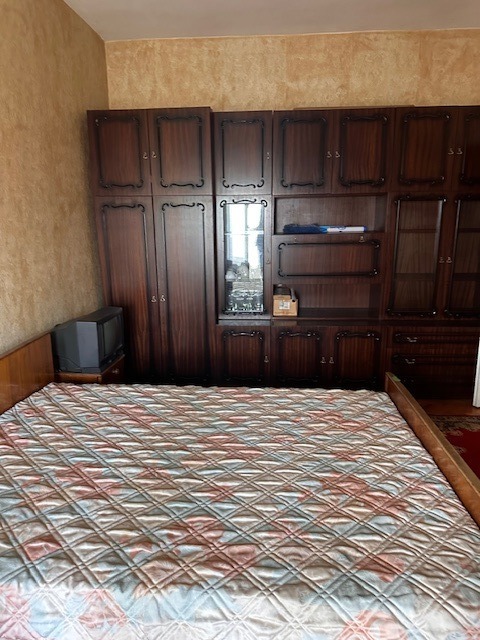 Продава ЕТАЖ ОТ КЪЩА, гр. Велико Търново, Център, снимка 6 - Етаж от къща - 53997438