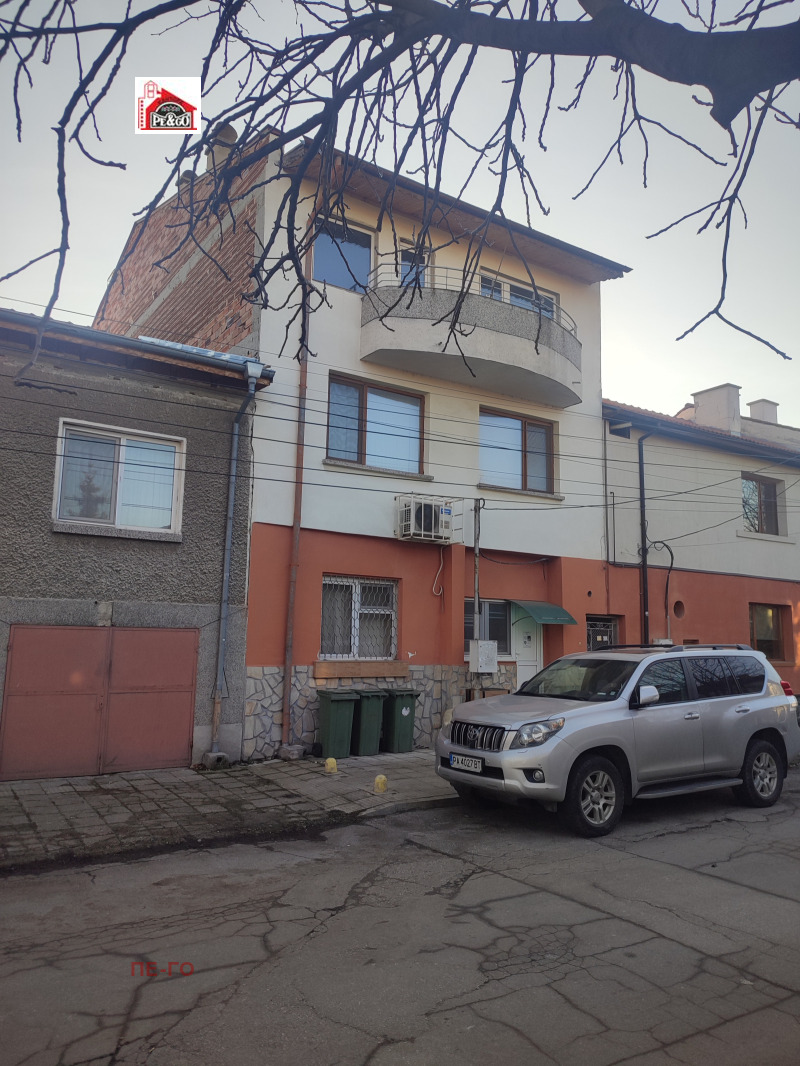 Продава КЪЩА, гр. Пазарджик, Център, снимка 15 - Къщи - 34785786