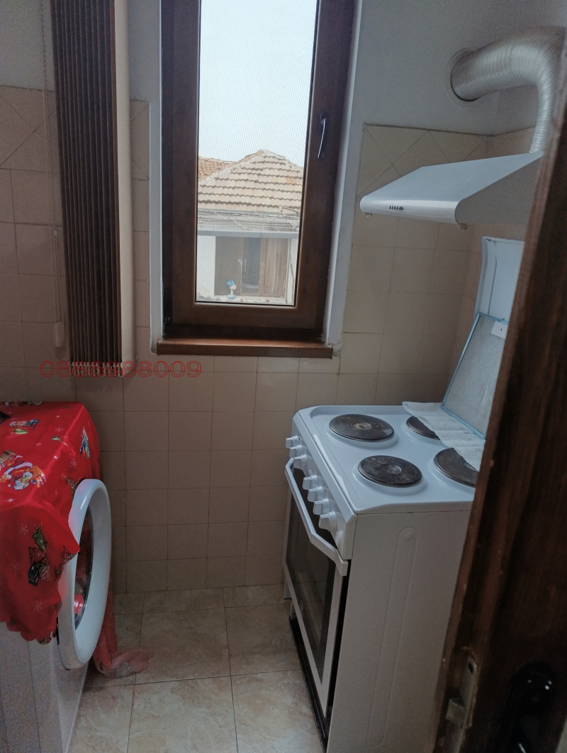 Продава КЪЩА, с. Главиница, област Пазарджик, снимка 4 - Къщи - 52779393