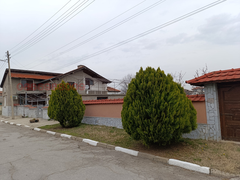 Продава КЪЩА, с. Главиница, област Пазарджик