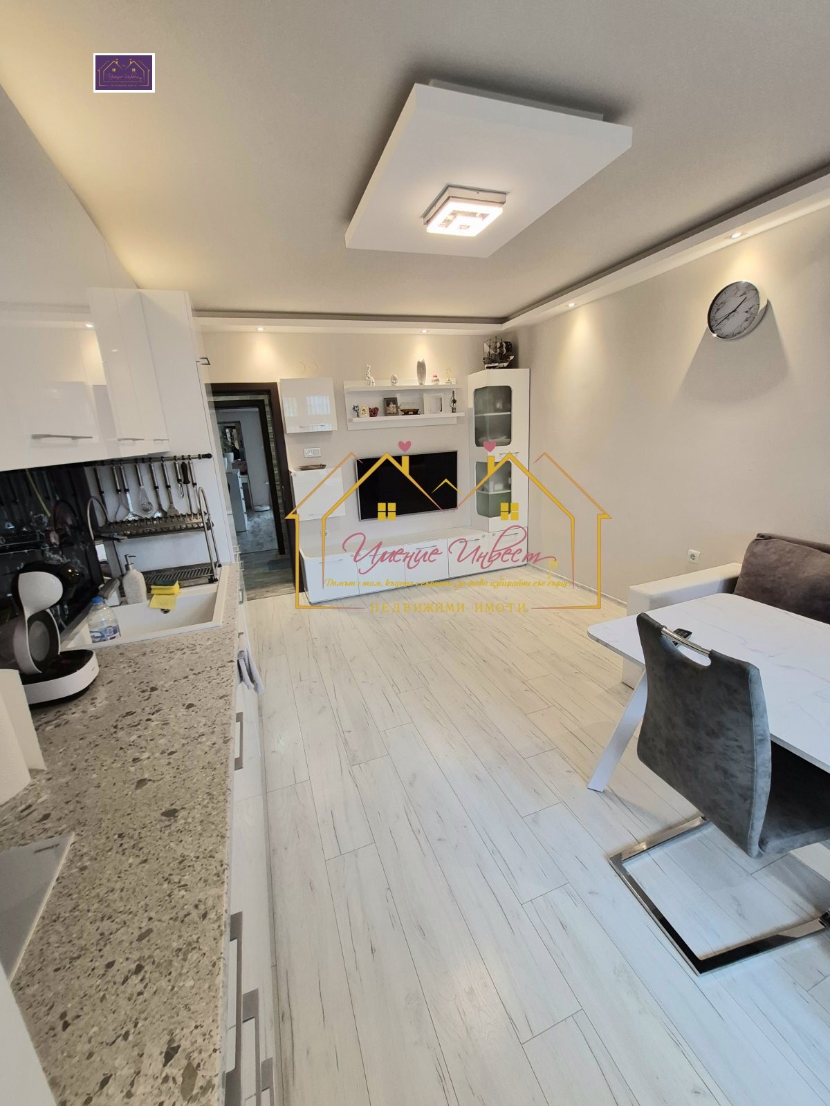 Продава 3-СТАЕН, гр. Русе, Център, снимка 2 - Апартаменти - 54114317