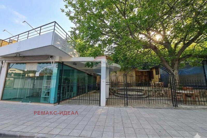 Продава ТЪРГОВСКИ КОМПЛЕКС в област Добрич, с. Кранево - 1461 кв.м / 195 000 € » 381 386.85 лв., РЕМАКС-ИДЕАЛ