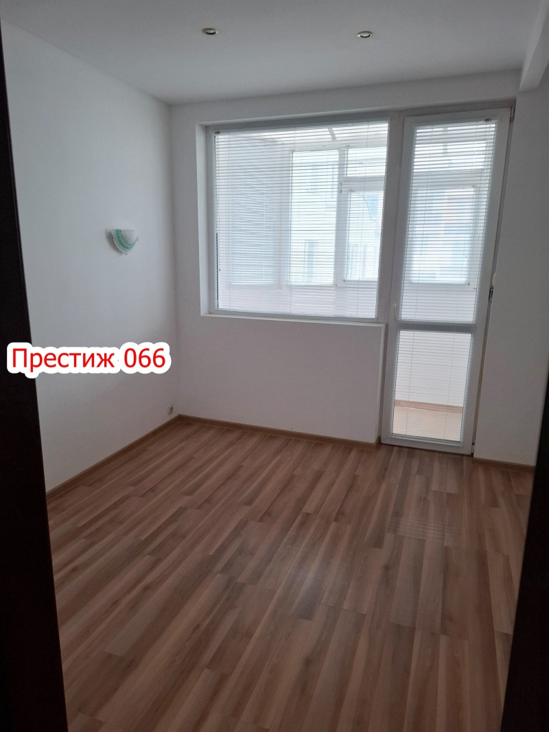 Продава 3-СТАЕН, гр. Шумен, Болницата, снимка 6 - Aпартаменти - 48206636