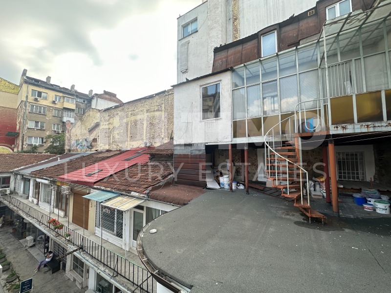 Продава  Многостаен град София , Център , 178 кв.м | 19756580 - изображение [15]