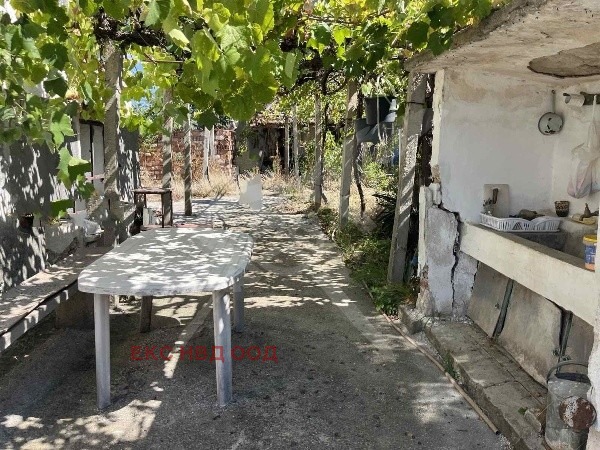 Продава КЪЩА, с. Борец, област Пловдив, снимка 2 - Къщи - 52455233