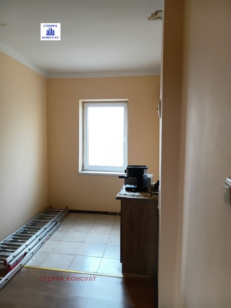Продава КЪЩА, с. Долни Луковит, област Плевен, снимка 8 - Къщи - 55396619