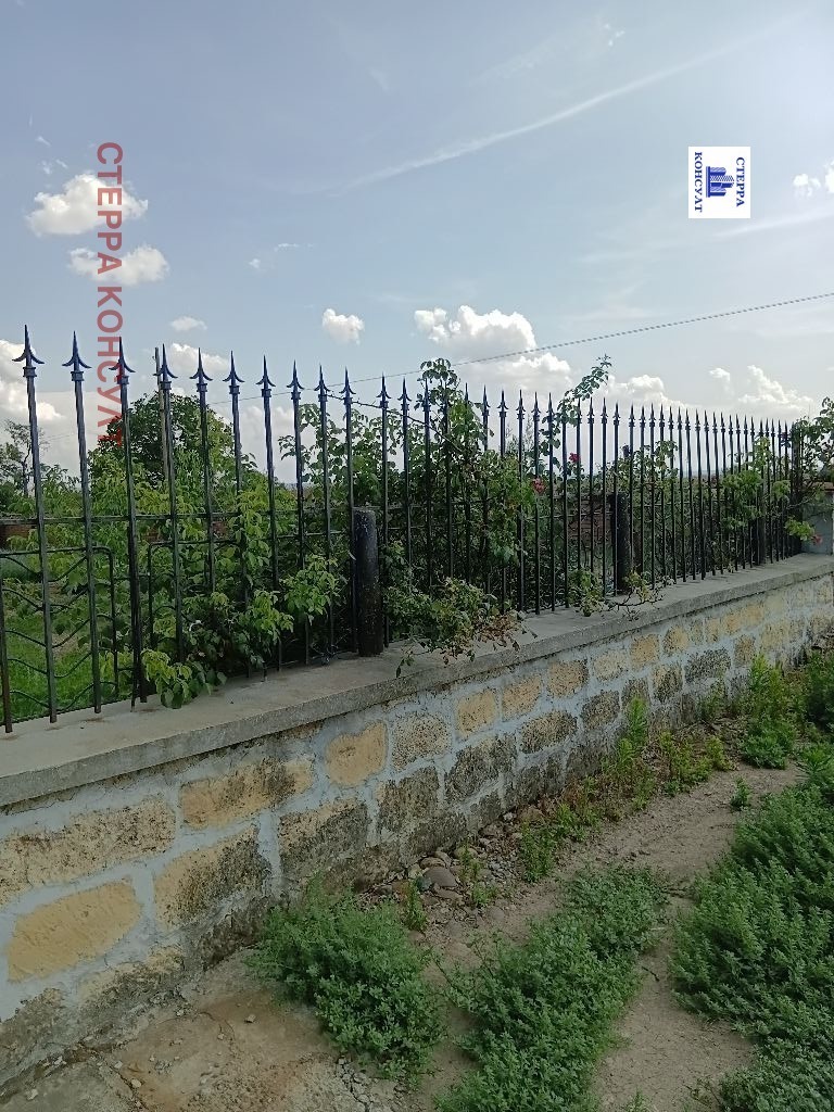 Продава КЪЩА, с. Долни Луковит, област Плевен, снимка 2 - Къщи - 55396619