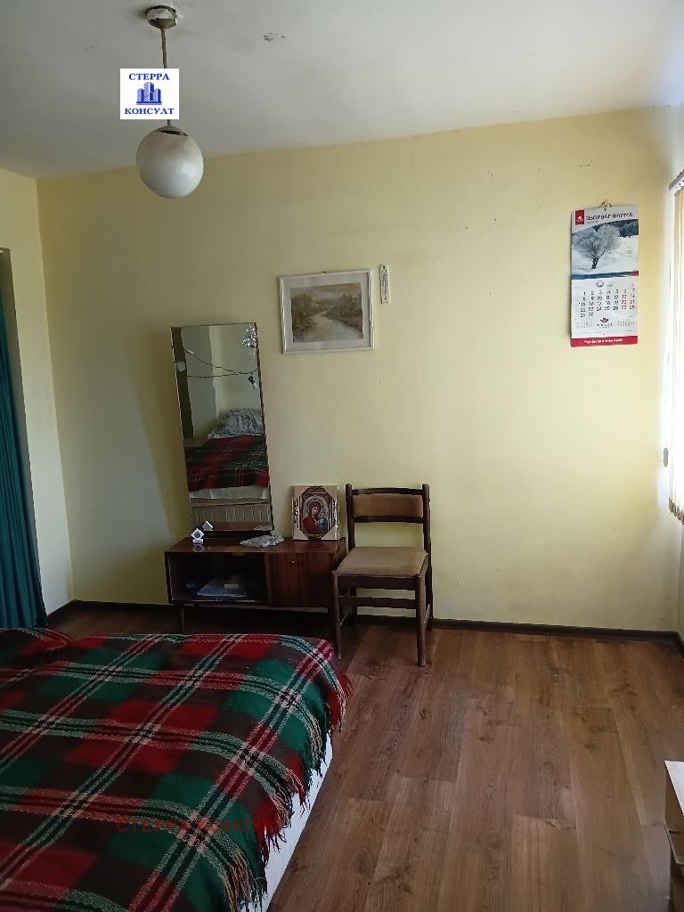 Продава КЪЩА, с. Долни Луковит, област Плевен, снимка 10 - Къщи - 55396619