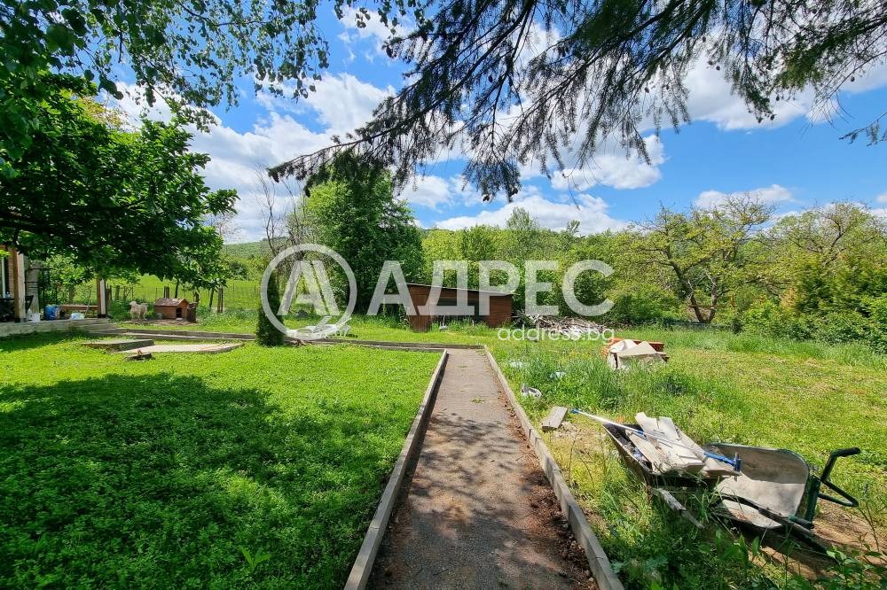 Продава КЪЩА, гр. София, с. Кокаляне, снимка 10 - Къщи - 53706126