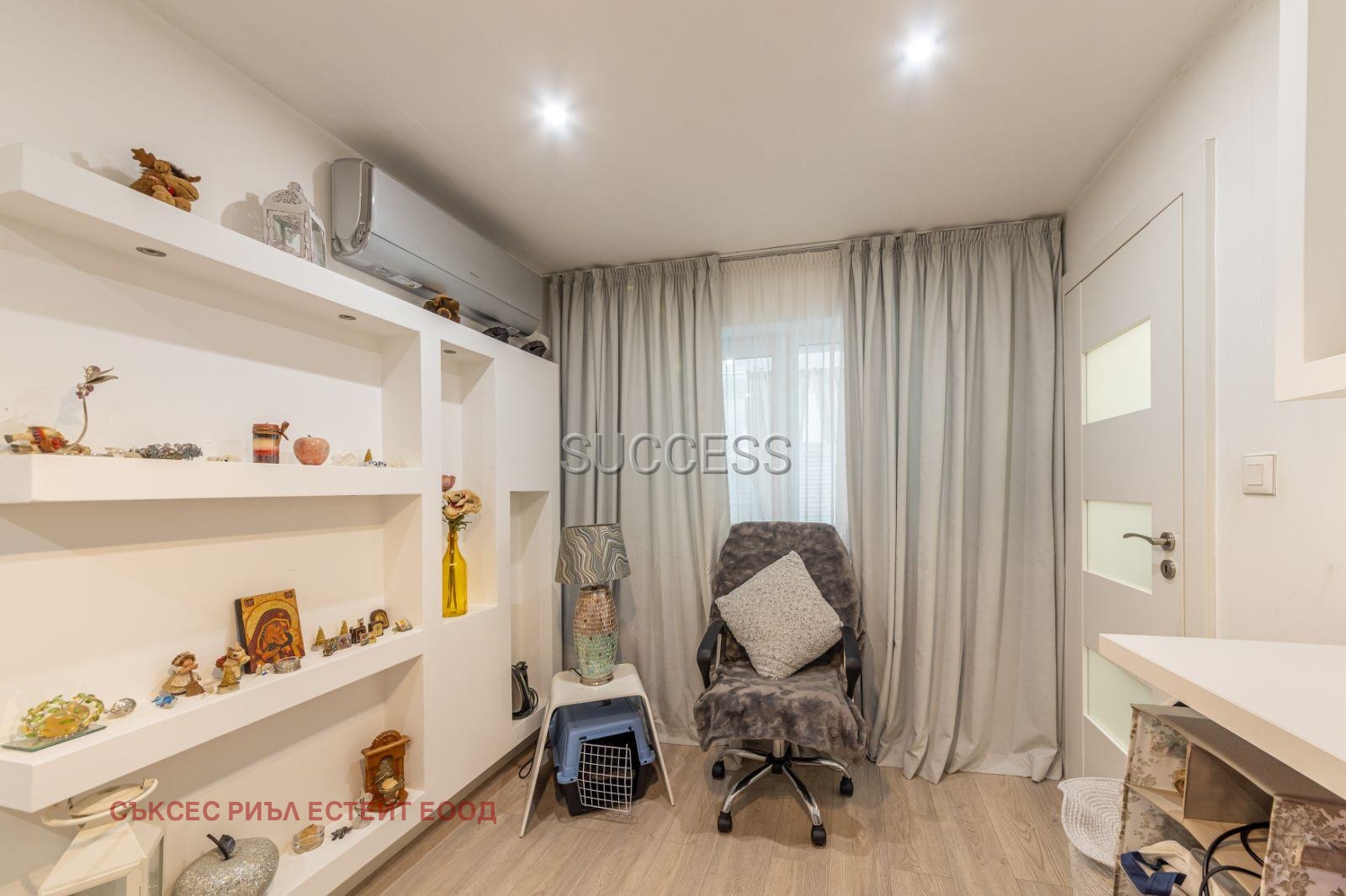 Продава КЪЩА, гр. Варна, Колхозен пазар, снимка 8 - Къщи - 55931358