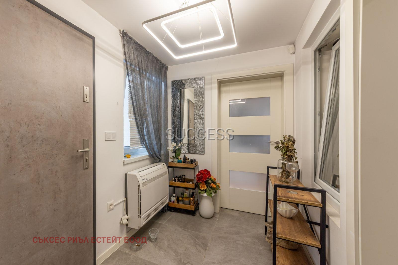 Продава КЪЩА, гр. Варна, Колхозен пазар, снимка 11 - Къщи - 55931358