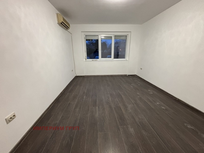 Продава 2-СТАЕН, гр. Варна, Автогара, снимка 2 - Апартаменти - 52825566