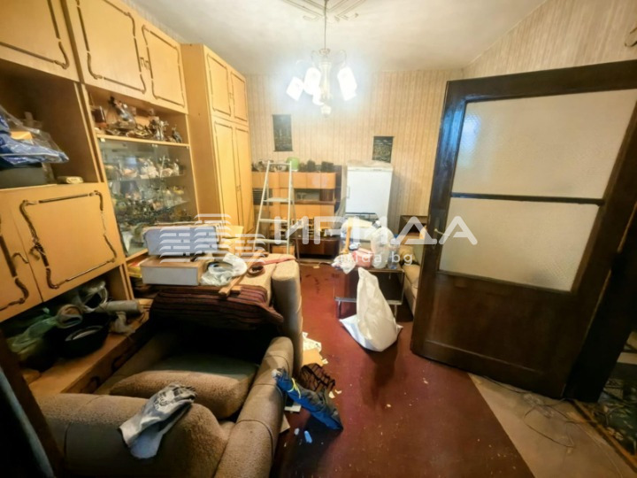 Продава 2-СТАЕН, гр. София, Център, снимка 2 - Апартаменти - 54358346