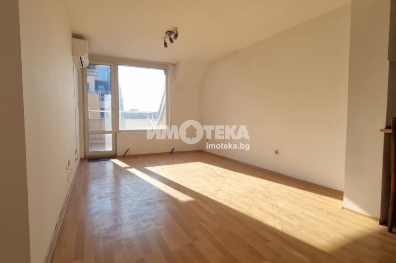 Продава  3-стаен град София , Център , 102 кв.м | 99457464