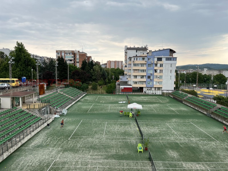 Продава 3-СТАЕН, гр. Велико Търново, Колю Фичето, снимка 3 - Апартаменти - 52258659