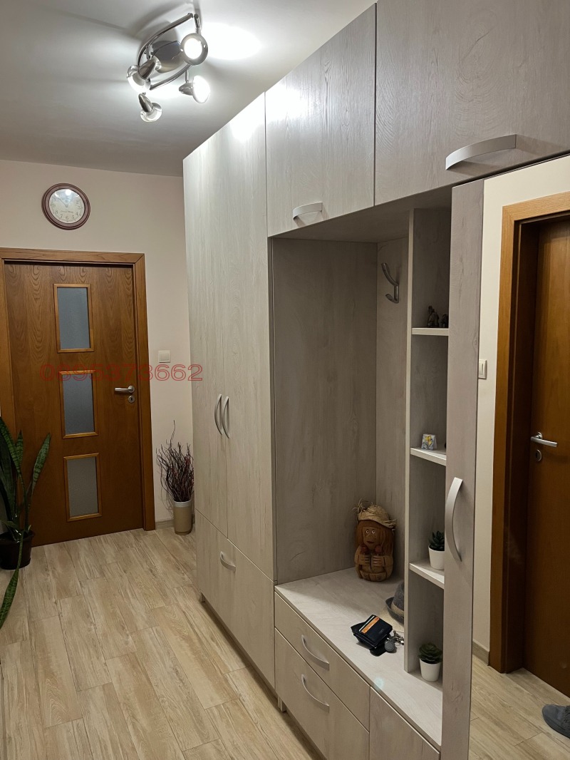 Продава 3-СТАЕН, гр. Велико Търново, Колю Фичето, снимка 4 - Апартаменти - 52258659