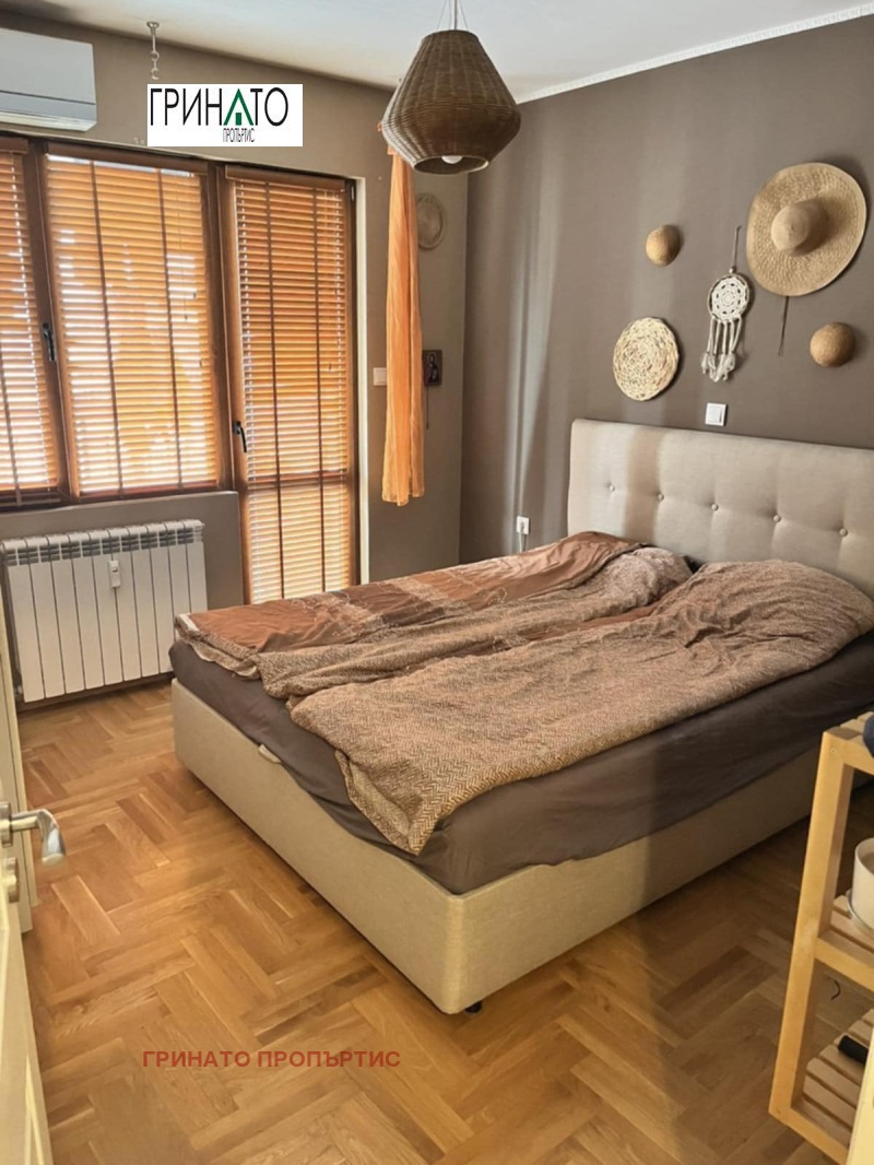 Продава 3-СТАЕН, гр. София, Бъкстон, снимка 2 - Апартаменти - 52152755