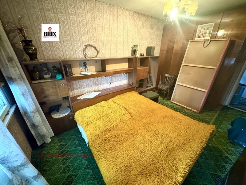 Продава 3-СТАЕН, гр. Русе, Родина 2, снимка 2 - Апартаменти - 52372689