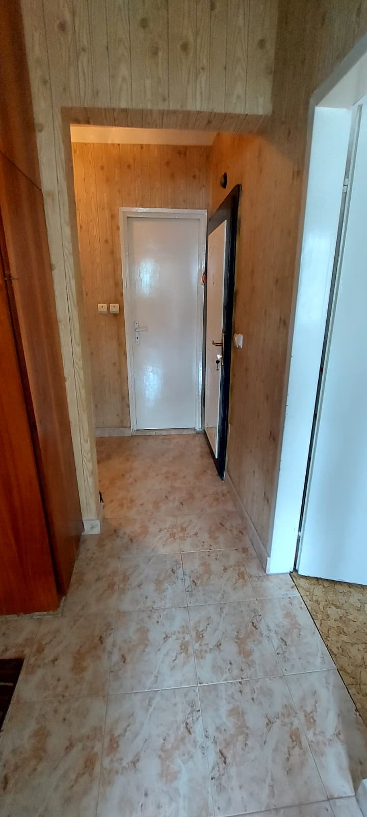 Продава 3-СТАЕН, гр. Хасково, Любен Каравелов, снимка 13 - Апартаменти - 55744548
